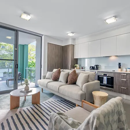 Cirque Apartments Brisbane Exterior photo