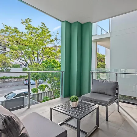 Cirque Apartments Brisbane Exterior photo