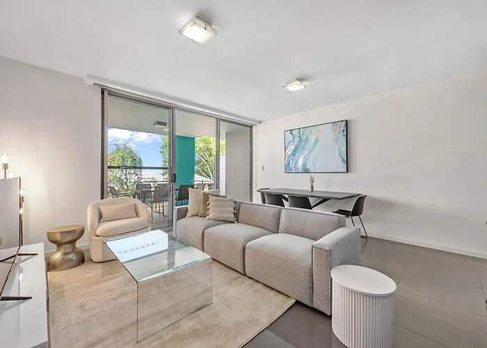 Cirque Apartments
